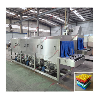 Máquina de lavar roupa de 18 kW para economia de mão-de-obra Limpeza de contentores de plástico