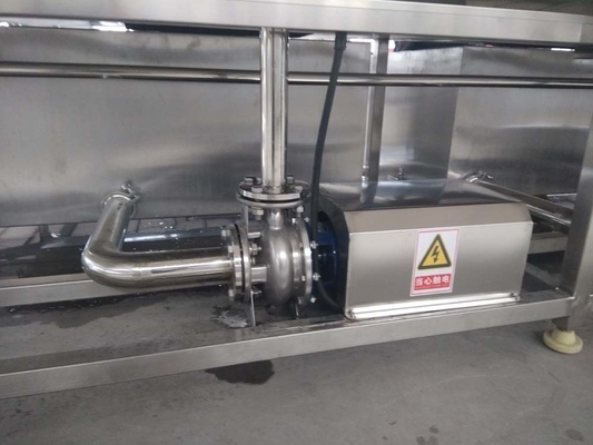 Máquina de lavar caixas de plástico de prata de tensão 380/480V para limpeza rápida e completa