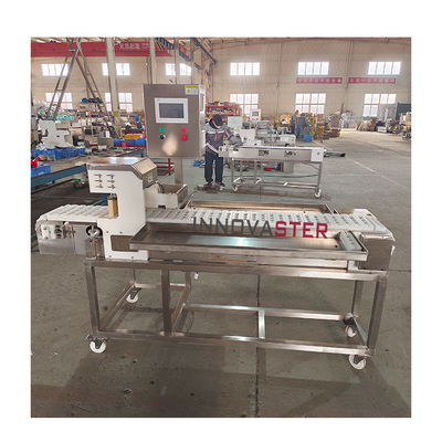 Máquina de esfregaçamento de carne para enrolar e processar 2000*730*1630mm Kebab Satay de frango