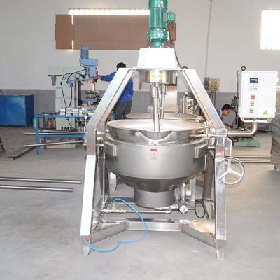 Caldeirão semi-automático com misturador 615 kg para processamento de vegetais e preparação de sopa