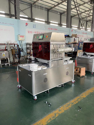 Máquina de embalagem em atmosfera modificada de alta capacidade de 700 kg para refeições RTE em caixa de curry