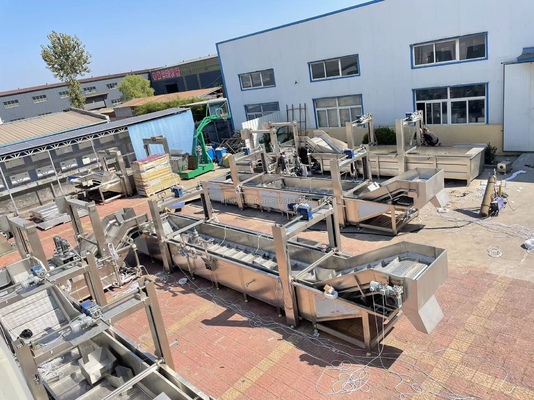 Máquina de descongelamento de bolhas de água quente para linha de processamento de alimentos congelados com velocidade ajustável